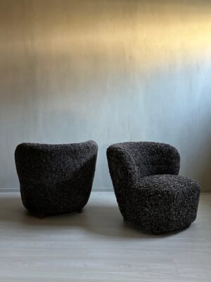 A Pair of Danish Cabinetmaker Slipper Chairs in Sheepskin, Denmark 1940s