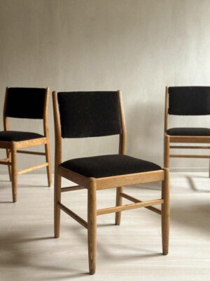 A Set of 4 Dining Chairs, Pine and Wool Velour, Scandinavia, c. 1960s