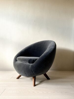 Mid-Century Egg Chair in Alpaca Wool, Scandinavia, circa 1960s