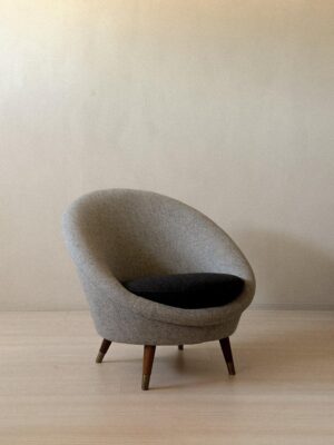 Rare mid-century Scandinavian Egg Chair, Model "Florida" by Vatne.