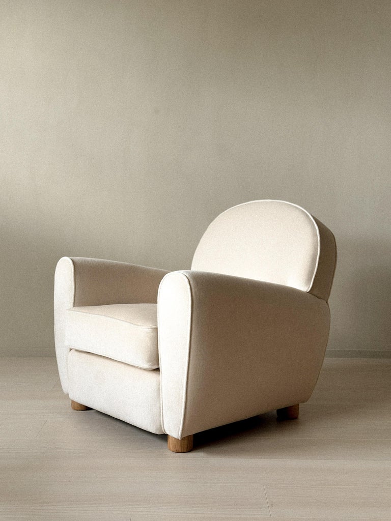 Refined club chair in pale wool velvet, made in Norway