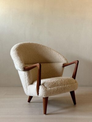 Model 2222 armchair by Fredrik A. Kayser in sheepskin upholstery