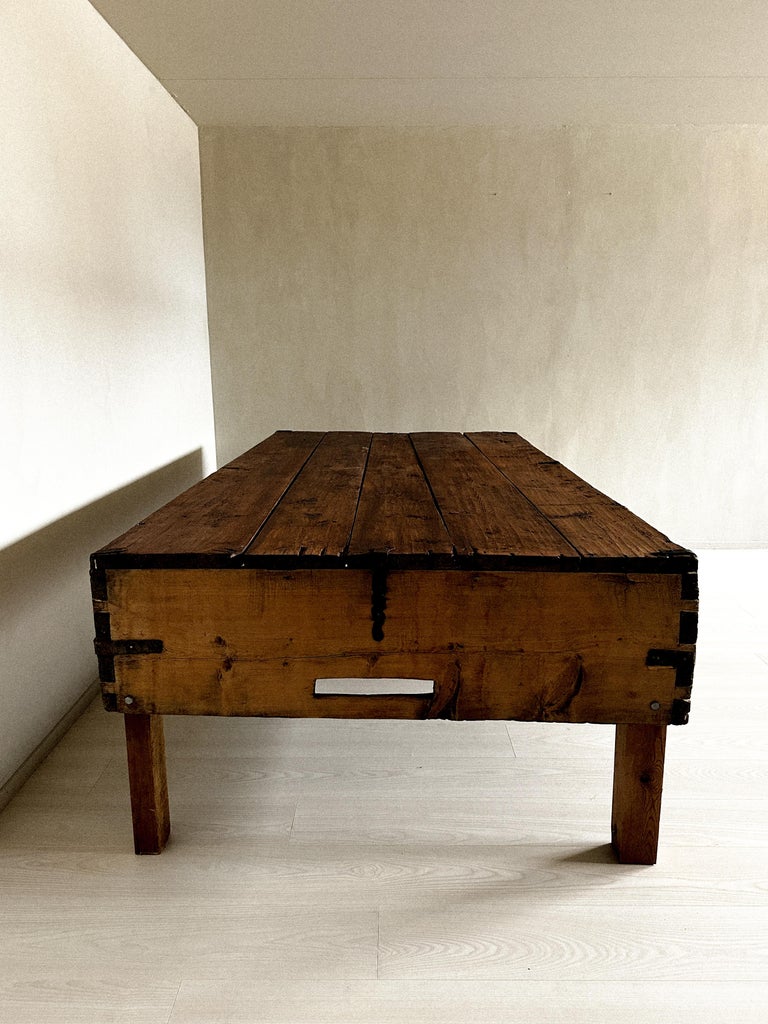 Side profile of console with natural wear and character