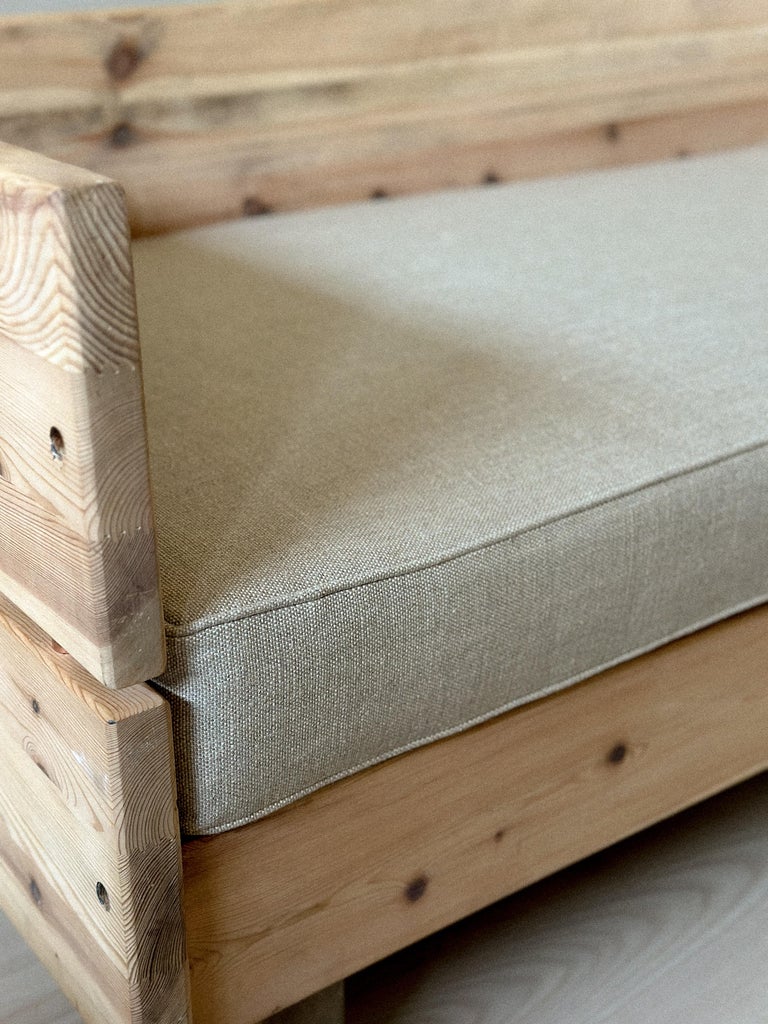 Vintage Daybed in the Style of Donald Judd, Pine wood and Linen, c. 1970s - Image 16
