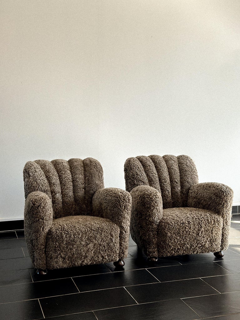 Side view of danish design chairs in shearling