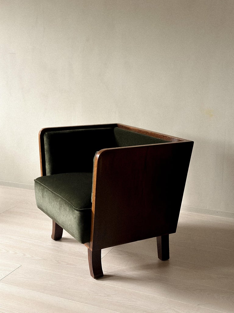A Pair of Art Deco Armchairs in Oak and Olive Green Velvet, Norway 1930s - Image 4
