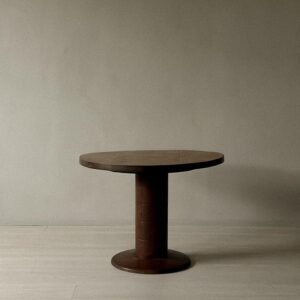 Art Deco, Danish Cabinetmaker Circular Side Table in Oak, c. 1930/40s