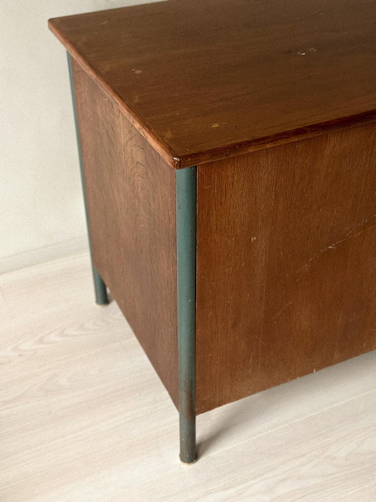 Vintage “Surveillant” desk attributed to Ateliers Jean Prouvé, France, c. 1960s - Image 9