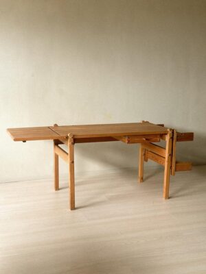 Edvin Helsth Desk