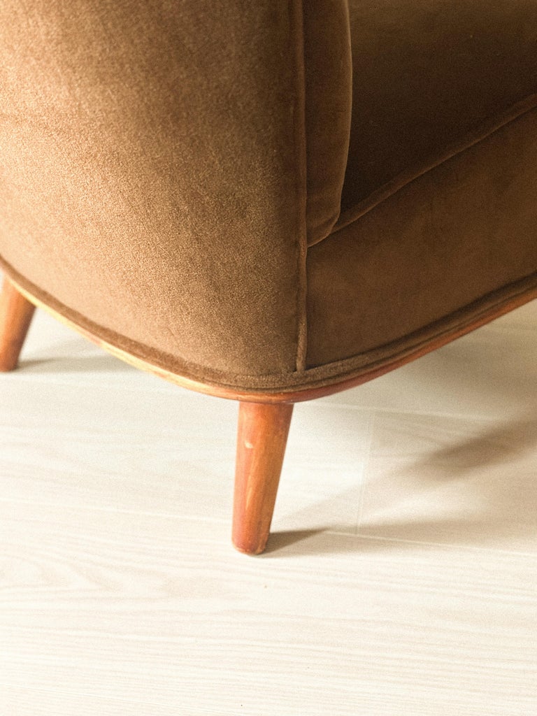 A Pair of Elegant Mid-Century Swedish Armchairs, circa 1950s - Image 8