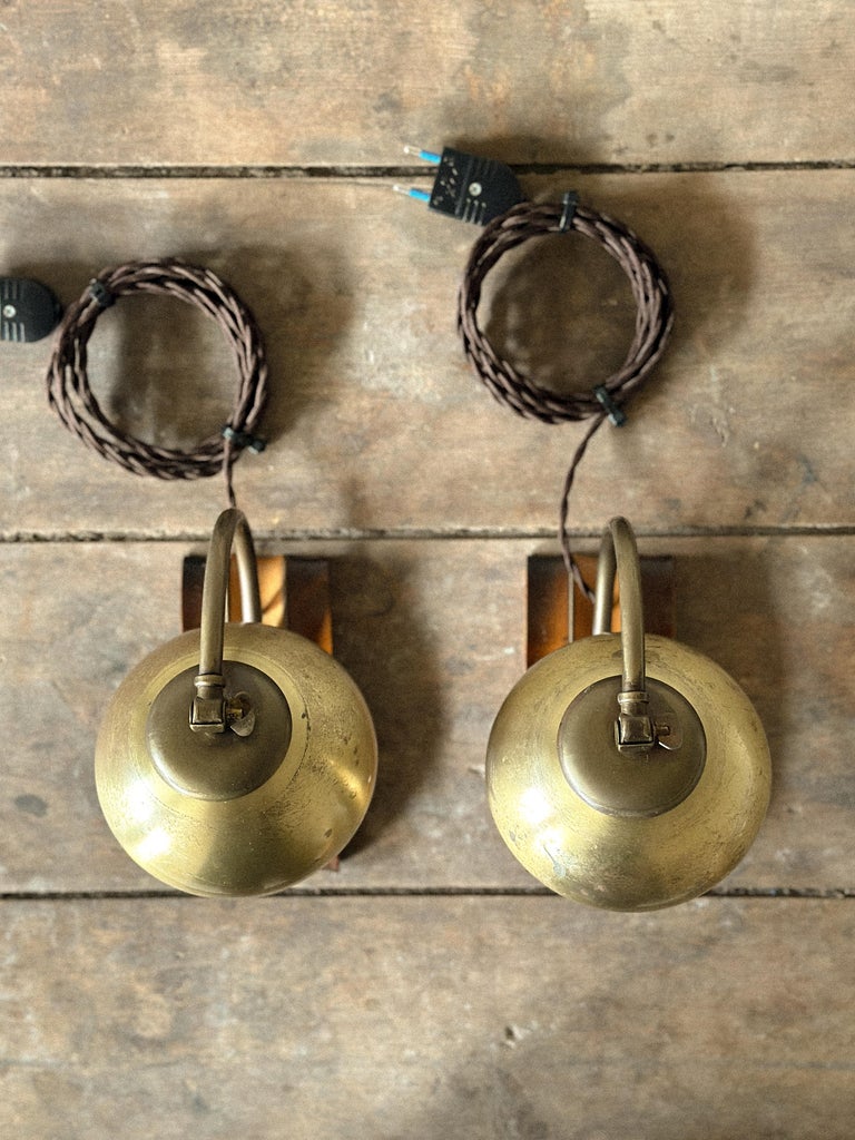 Pair of Mid-Century Scandinavian Table or Wall Lamps, Brass and Wood, c. 1960s - Image 6