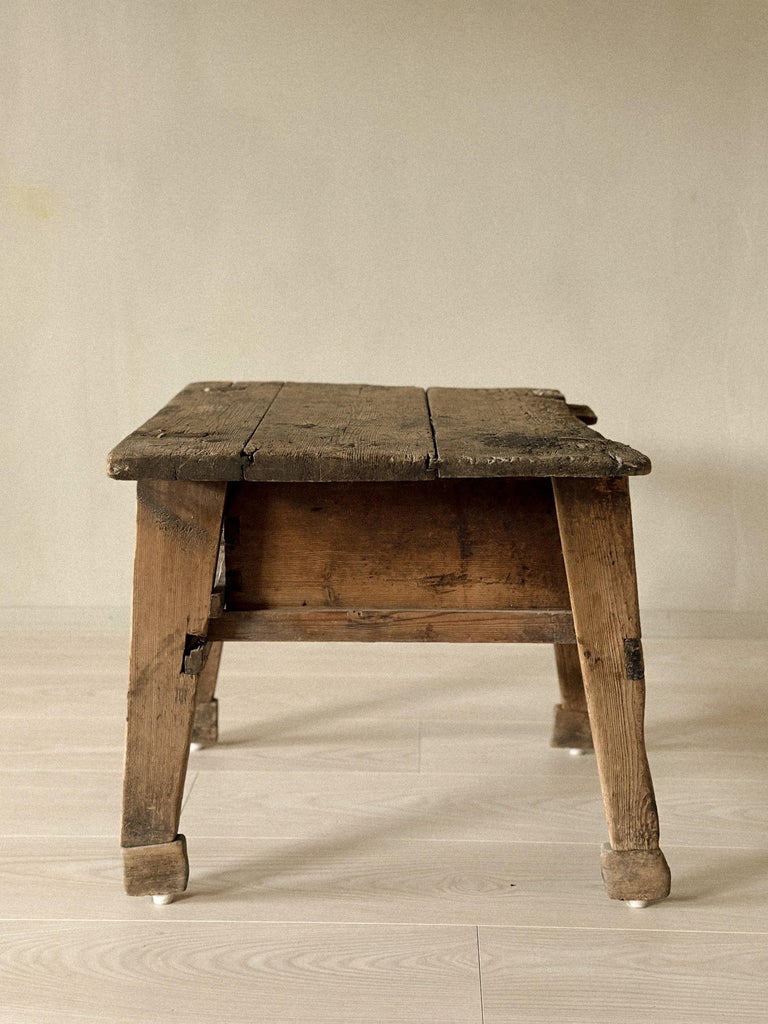 Antique Cobbler's Table, Side Table or Nightstand, Scandinavia, c. 1700s - Image 5
