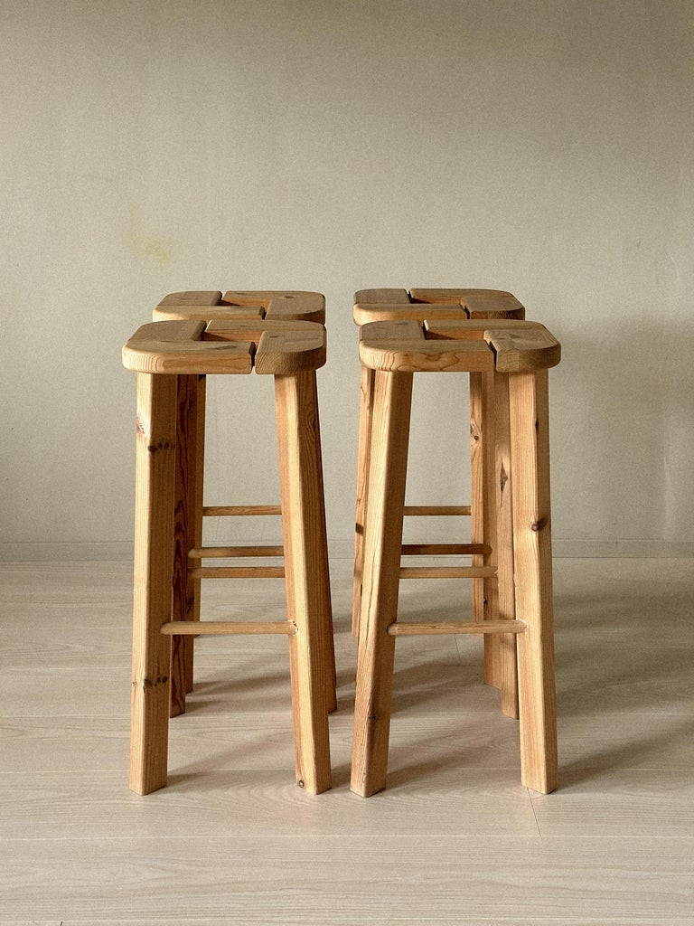 Set of 4 Pine Bar Stools, attr. Olof Ottelin, Finland, 1970s - Image 3