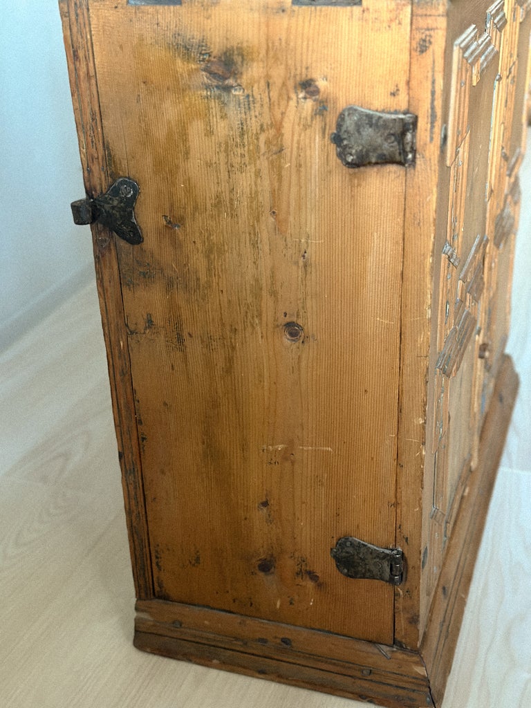 A Baroque Panelled Pine Wall Cabinet, Norway, 18th Century - Image 6