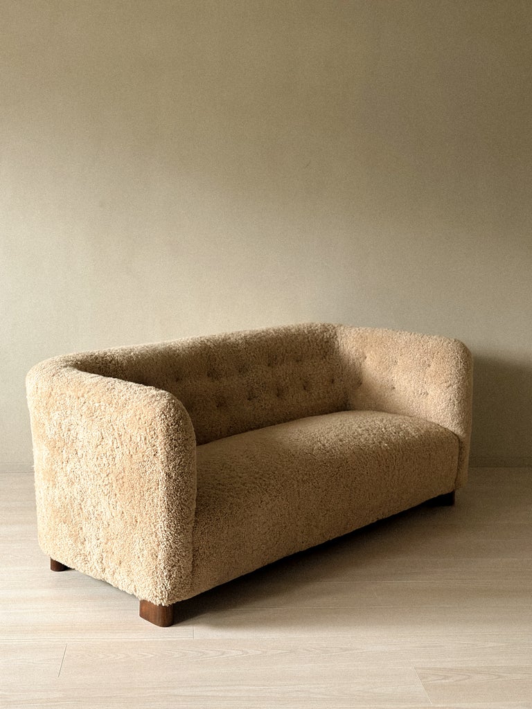 A Rare Pair of Ole Wanscher Sofas, Model 1668, for Fritz Hansen - Image 12
