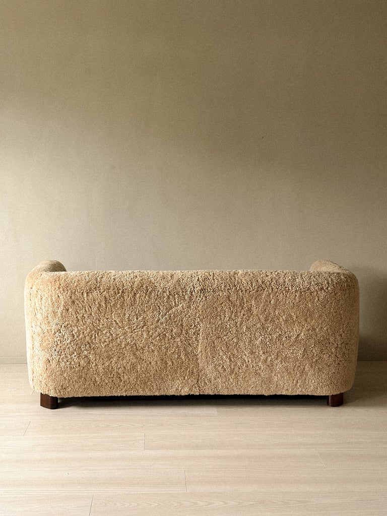 A Rare Pair of Ole Wanscher Sofas, Model 1668, for Fritz Hansen - Image 11