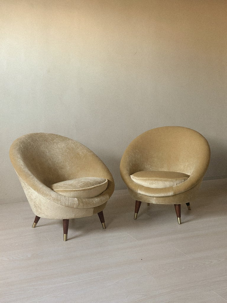 A Rare Pair of Mid-Century Scandinavian Egg Chairs, Model “Florida” by Vatne - Image 16